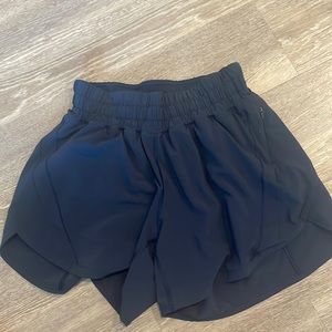 Lululemon track that shorts 5”